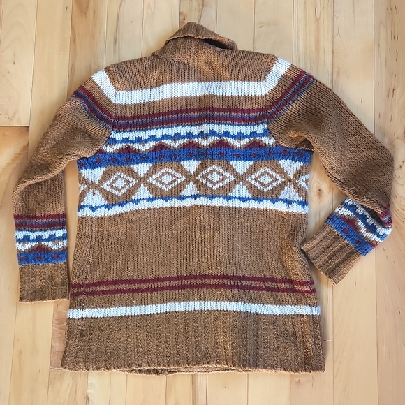 Warm Cardigan - Picture 5 of 7